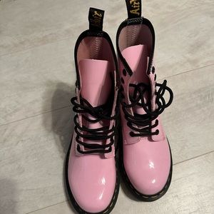 DocMarten women’s size 7! Shiny light pink. Lace up. Excellent used condition